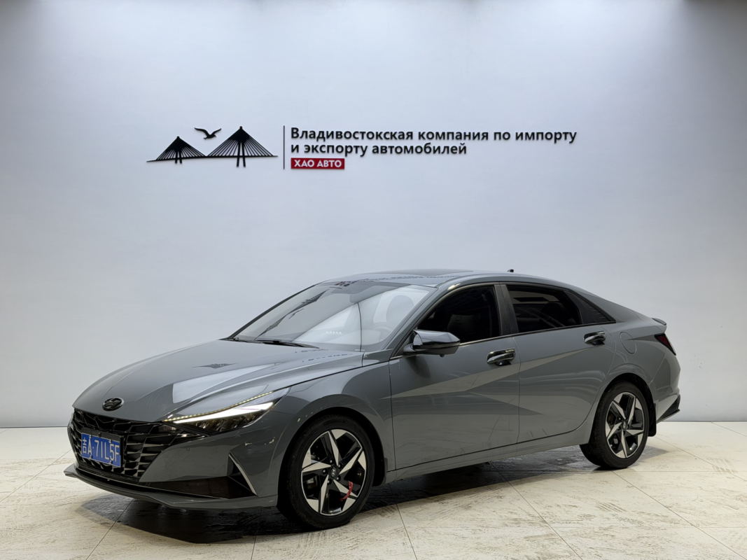 HYUNDAI Elantra 2023 — фото 1