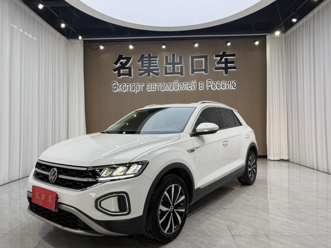 VOLKSWAGEN T-Roc 2023 — фото 1