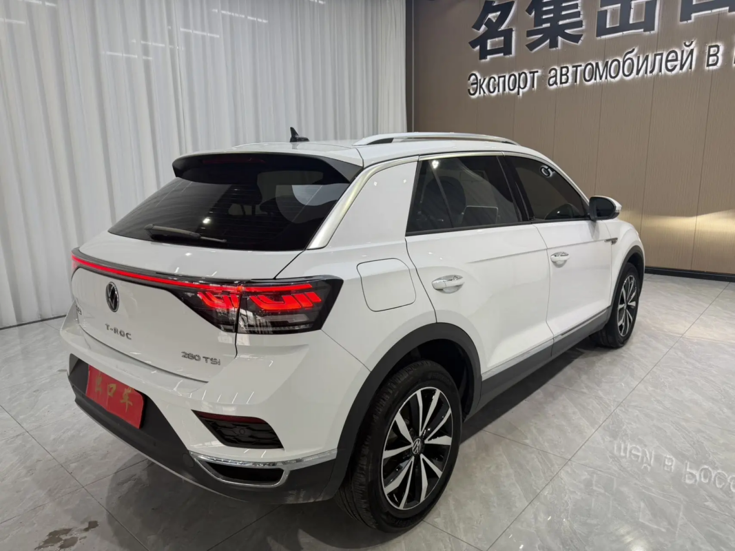 VOLKSWAGEN T-Roc 2023 — фото 3