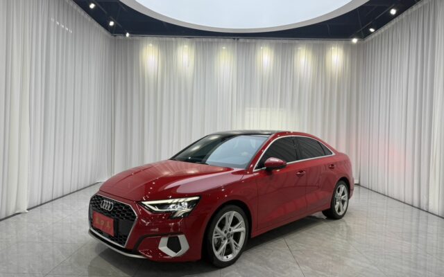 AUDI A3 L